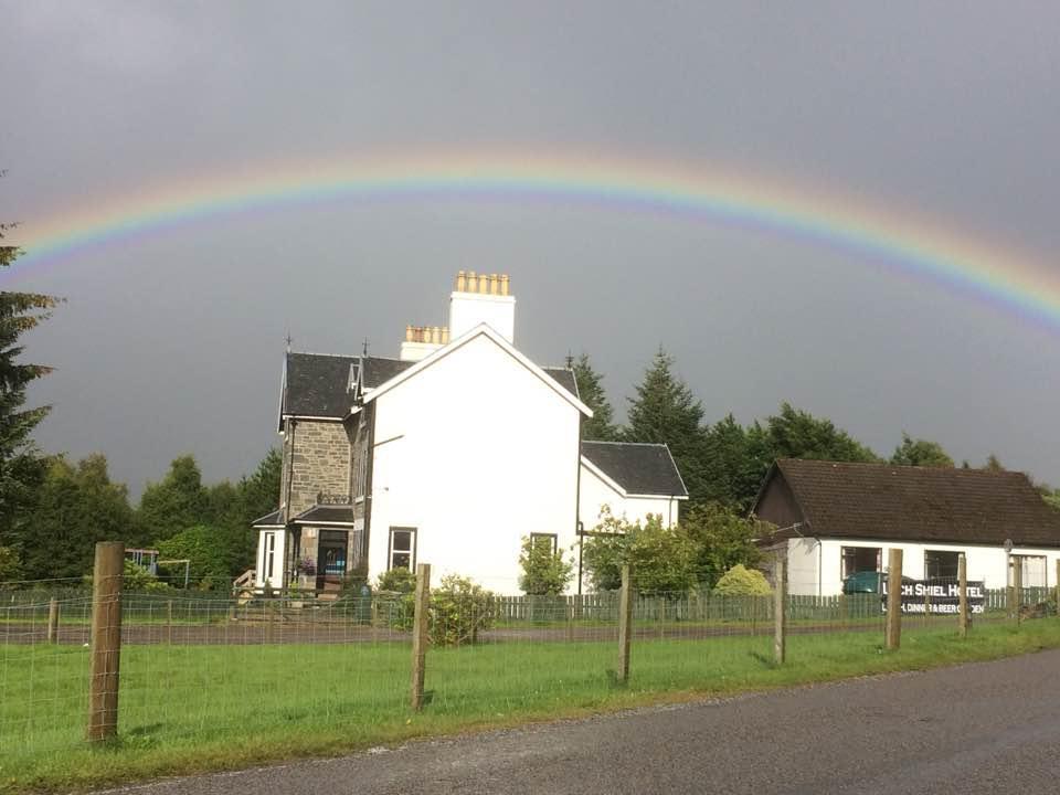 Loch Shiel Hotel Acharacle Exterior photo